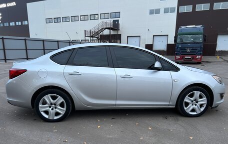 Opel Astra J, 2012 год, 685 000 рублей, 6 фотография