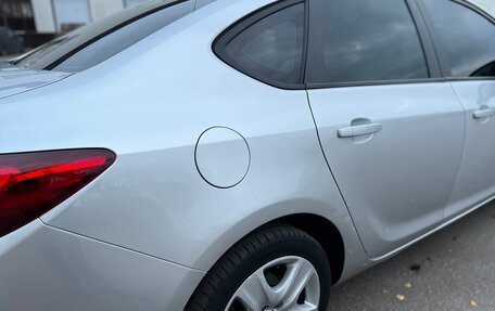 Opel Astra J, 2012 год, 685 000 рублей, 11 фотография
