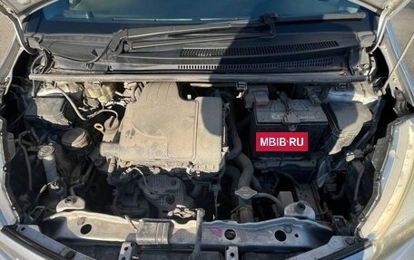 Toyota Vitz, 2012 год, 700 000 рублей, 10 фотография