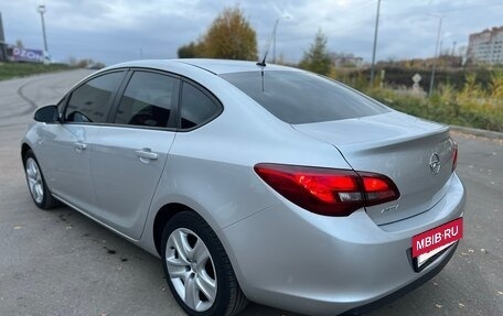 Opel Astra J, 2012 год, 685 000 рублей, 4 фотография