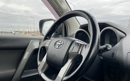 Toyota Land Cruiser Prado 150 рестайлинг 2, 2010 год, 2 377 000 рублей, 9 фотография