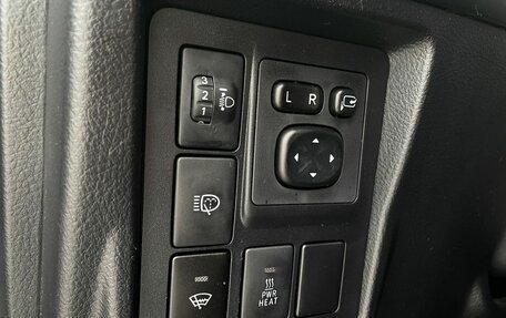 Toyota Land Cruiser Prado 150 рестайлинг 2, 2010 год, 2 377 000 рублей, 14 фотография