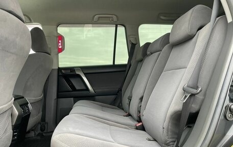 Toyota Land Cruiser Prado 150 рестайлинг 2, 2010 год, 2 377 000 рублей, 19 фотография