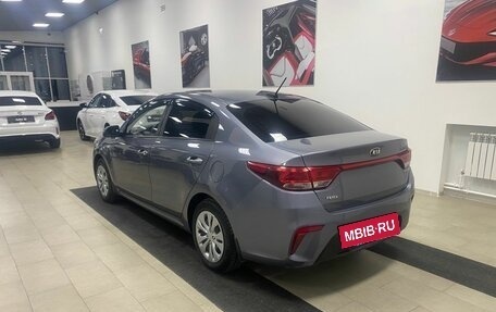 KIA Rio IV, 2017 год, 996 000 рублей, 7 фотография
