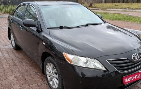 Toyota Camry, 2008 год, 830 000 рублей, 2 фотография