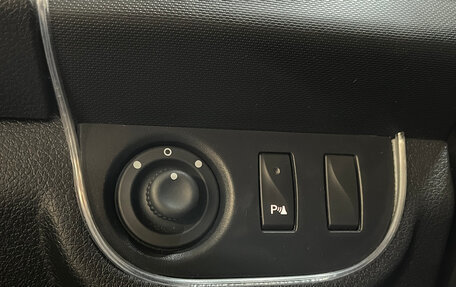 Renault Logan II, 2020 год, 1 190 000 рублей, 12 фотография