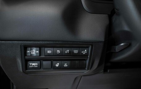 Toyota Tundra, 2024 год, 9 899 999 рублей, 11 фотография