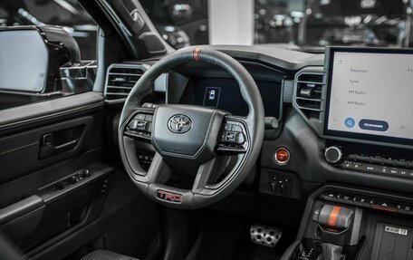 Toyota Tundra, 2024 год, 9 899 999 рублей, 32 фотография