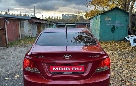 Hyundai Solaris II рестайлинг, 2013 год, 950 000 рублей, 4 фотография
