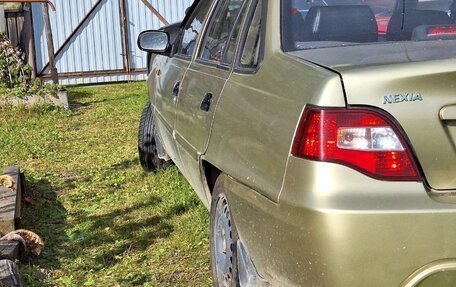 Daewoo Nexia I рестайлинг, 2012 год, 250 000 рублей, 4 фотография