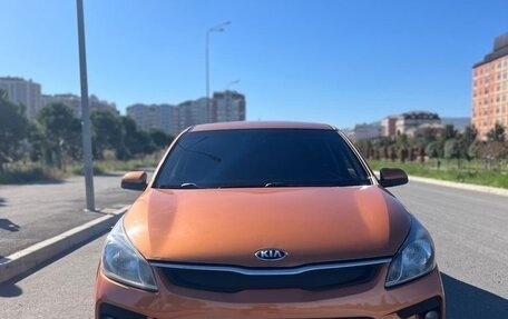 KIA Rio IV, 2017 год, 875 000 рублей, 2 фотография