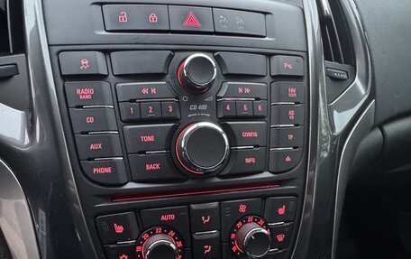 Opel Astra J, 2013 год, 740 000 рублей, 13 фотография