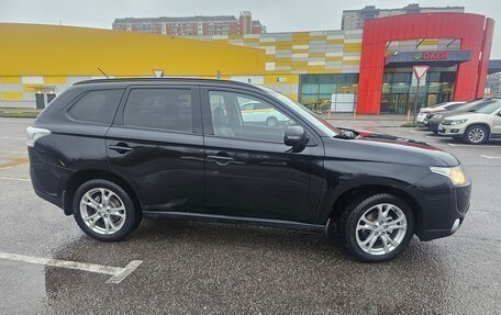 Mitsubishi Outlander III рестайлинг 3, 2012 год, 1 450 000 рублей, 3 фотография