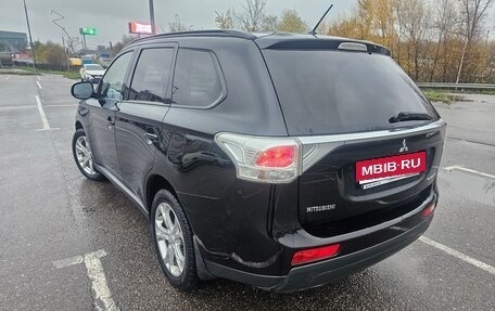 Mitsubishi Outlander III рестайлинг 3, 2012 год, 1 450 000 рублей, 8 фотография
