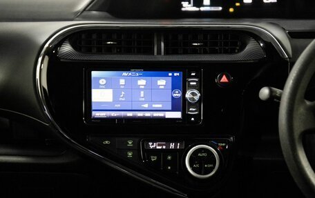 Toyota Aqua I, 2018 год, 1 099 000 рублей, 11 фотография