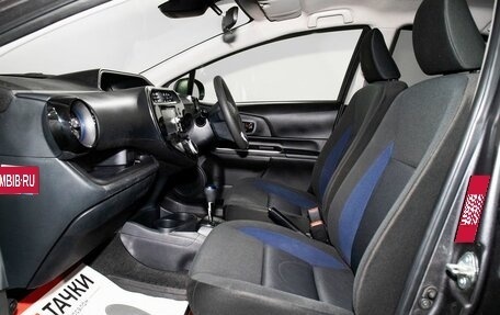 Toyota Aqua I, 2018 год, 1 099 000 рублей, 6 фотография