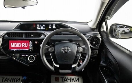 Toyota Aqua I, 2018 год, 1 099 000 рублей, 9 фотография