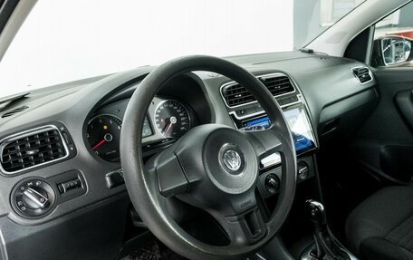 Volkswagen Polo VI (EU Market), 2013 год, 725 000 рублей, 5 фотография