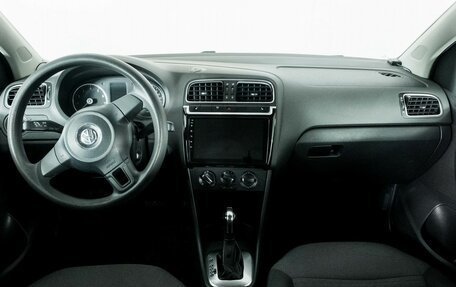 Volkswagen Polo VI (EU Market), 2013 год, 725 000 рублей, 7 фотография