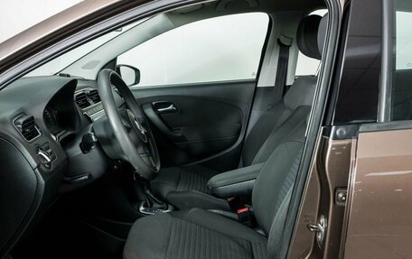 Volkswagen Polo VI (EU Market), 2013 год, 725 000 рублей, 6 фотография