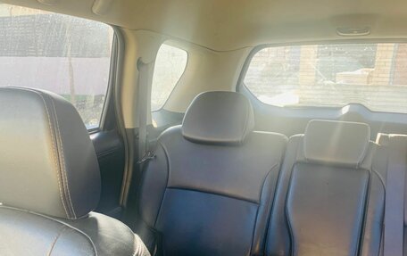 Mitsubishi Outlander III рестайлинг 3, 2011 год, 1 000 000 рублей, 10 фотография