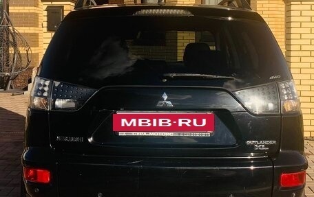 Mitsubishi Outlander III рестайлинг 3, 2011 год, 1 000 000 рублей, 4 фотография