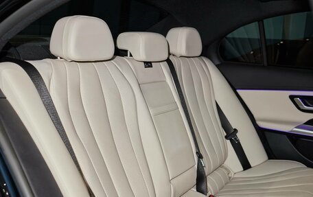 Mercedes-Benz E-Класс, 2025 год, 11 000 000 рублей, 14 фотография