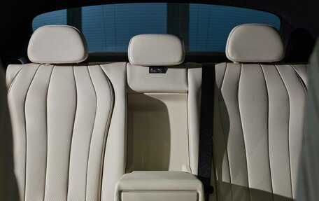 Mercedes-Benz E-Класс, 2025 год, 11 000 000 рублей, 15 фотография