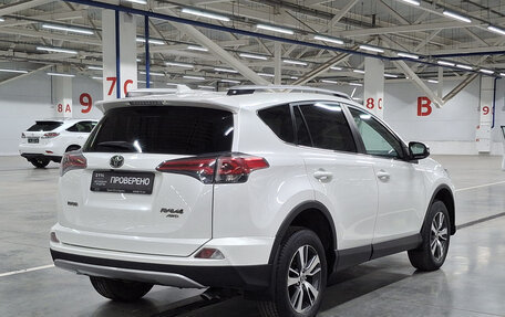 Toyota RAV4, 2016 год, 2 050 000 рублей, 6 фотография