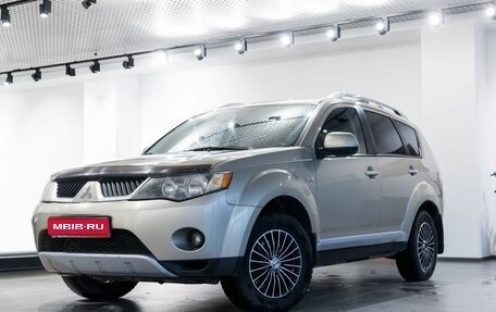 Mitsubishi Outlander III рестайлинг 3, 2008 год, 819 000 рублей, 1 фотография