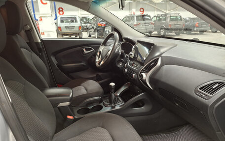 Hyundai ix35 I рестайлинг, 2011 год, 898 850 рублей, 13 фотография