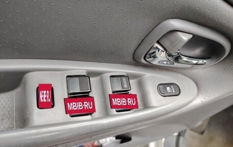 Mazda MPV II, 2004 год, 750 000 рублей, 14 фотография