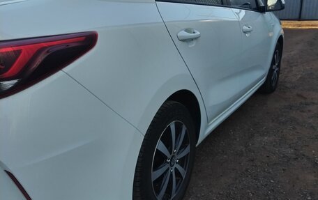 KIA Rio IV, 2020 год, 1 620 000 рублей, 5 фотография