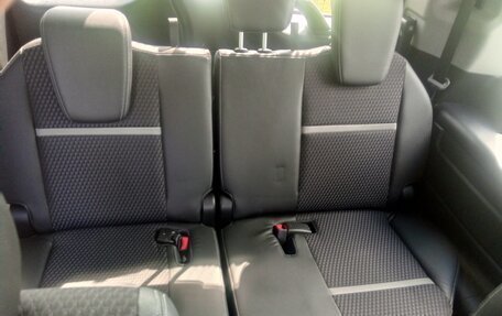 Honda Stepwgn IV, 2016 год, 2 410 000 рублей, 16 фотография