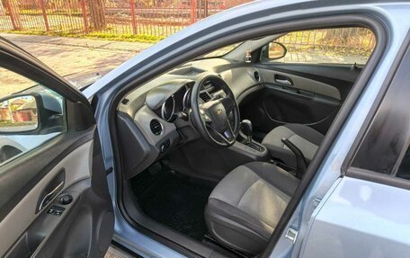 Chevrolet Cruze II, 2010 год, 575 000 рублей, 17 фотография