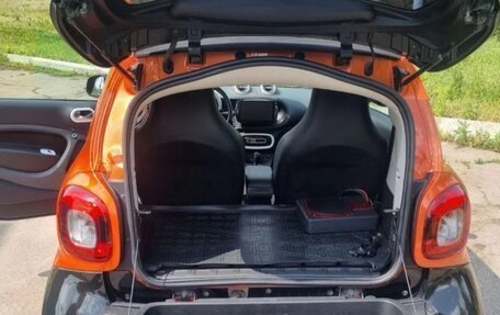 Smart Fortwo III, 2018 год, 1 050 000 рублей, 7 фотография