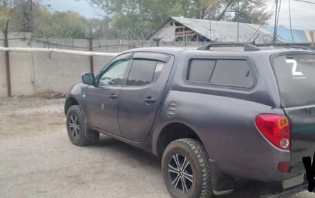 Mitsubishi L200 IV рестайлинг, 2010 год, 600 000 рублей, 11 фотография