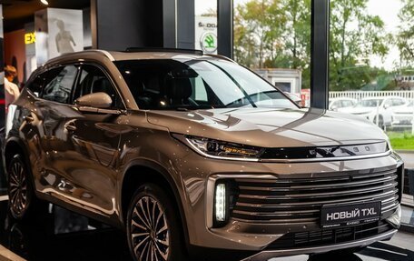 CheryExeed TXL, 2024 год, 3 800 000 рублей, 3 фотография