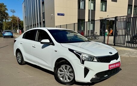 KIA Rio IV, 2020 год, 1 230 000 рублей, 1 фотография