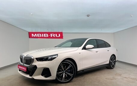 BMW 5 серия, 2024 год, 10 500 000 рублей, 1 фотография