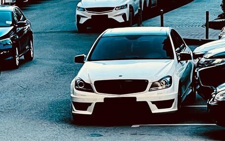 Mercedes-Benz C-Класс, 2010 год, 1 150 000 рублей, 1 фотография