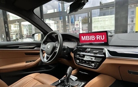 BMW 5 серия, 2020 год, 3 950 000 рублей, 8 фотография