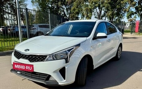 KIA Rio IV, 2020 год, 1 230 000 рублей, 2 фотография