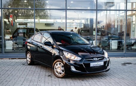 Hyundai Solaris II рестайлинг, 2013 год, 900 000 рублей, 5 фотография