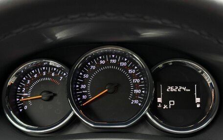 Renault Logan II, 2022 год, 1 550 000 рублей, 11 фотография