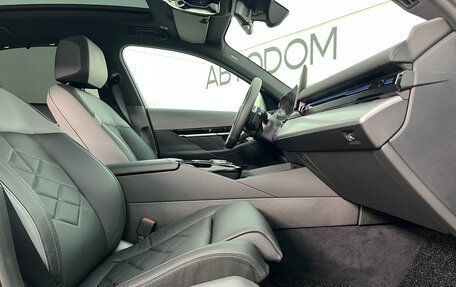 BMW 5 серия, 2024 год, 10 500 000 рублей, 13 фотография