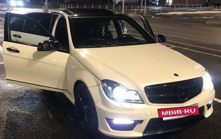 Mercedes-Benz C-Класс, 2010 год, 1 150 000 рублей, 2 фотография