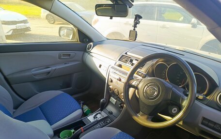 Mazda Axela, 2004 год, 520 000 рублей, 2 фотография