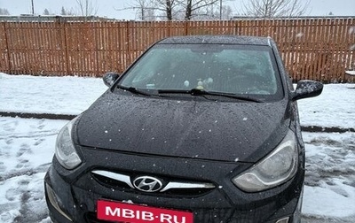 Hyundai Solaris II рестайлинг, 2012 год, 630 000 рублей, 1 фотография