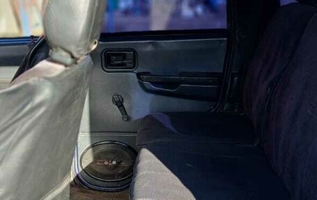 ЛуАЗ 3160, 1999 год, 300 000 рублей, 9 фотография